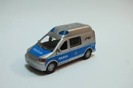 POLICJA (176)                           
